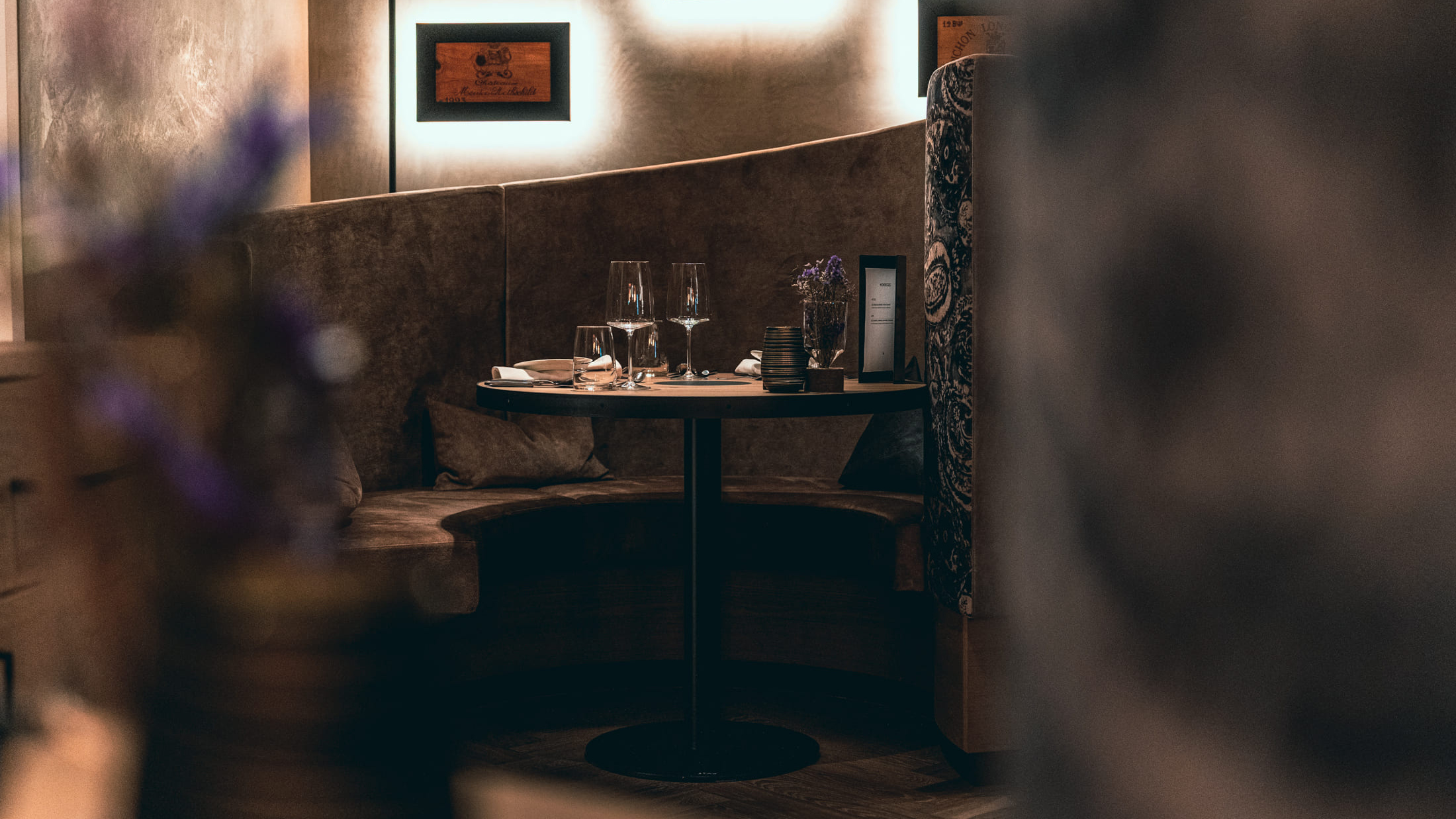 Alpenkoenig_gedeckter_Tisch_Restaurant_Esslust